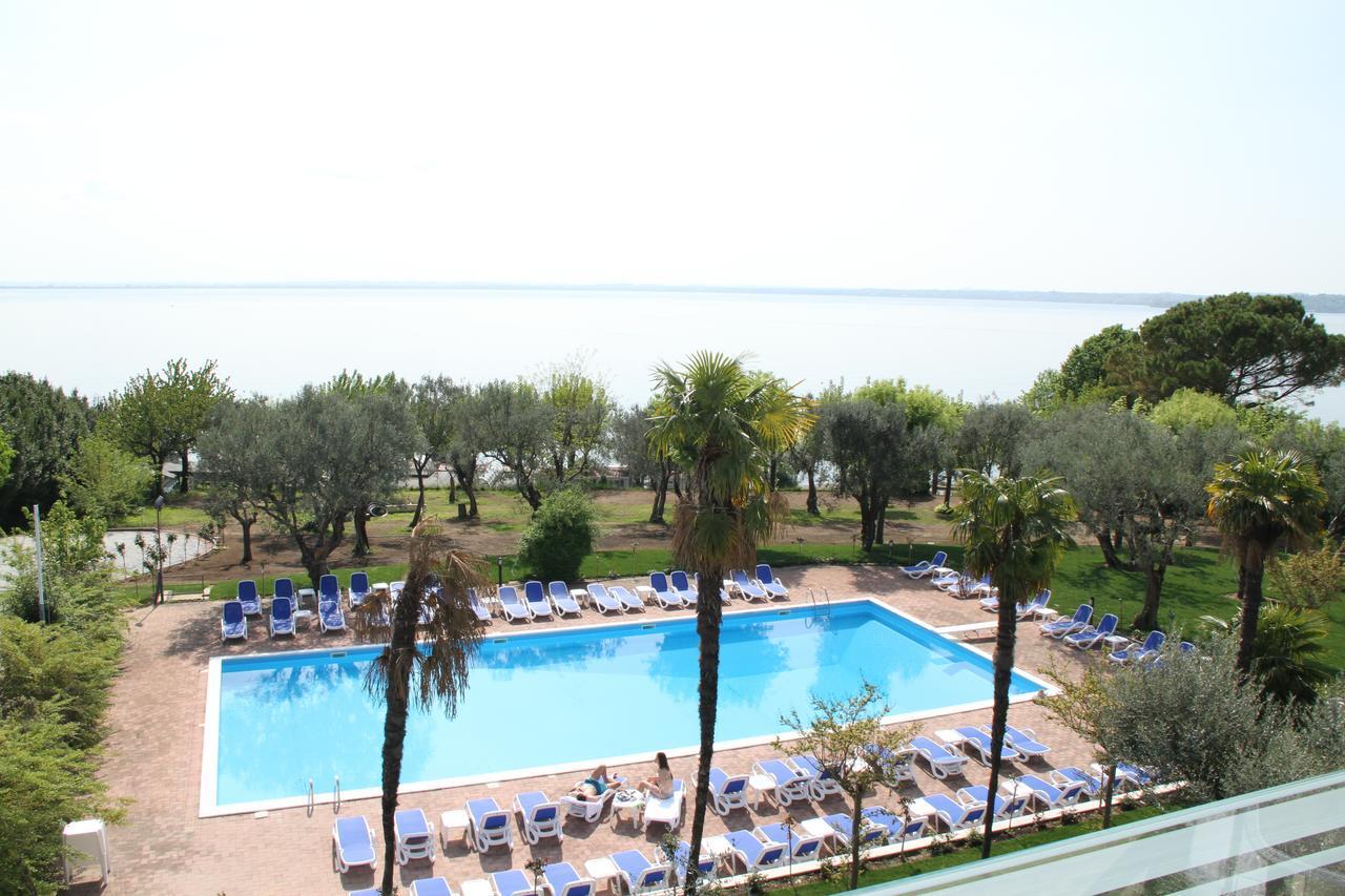 Front Lake Hotel Villa Paradiso Suite Moniga del Garda Zewnętrze zdjęcie